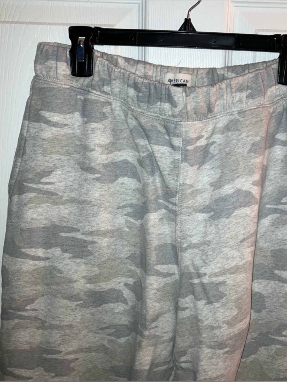 American Eagle Camo Barrel Sweatpants - Picture 4 of 8